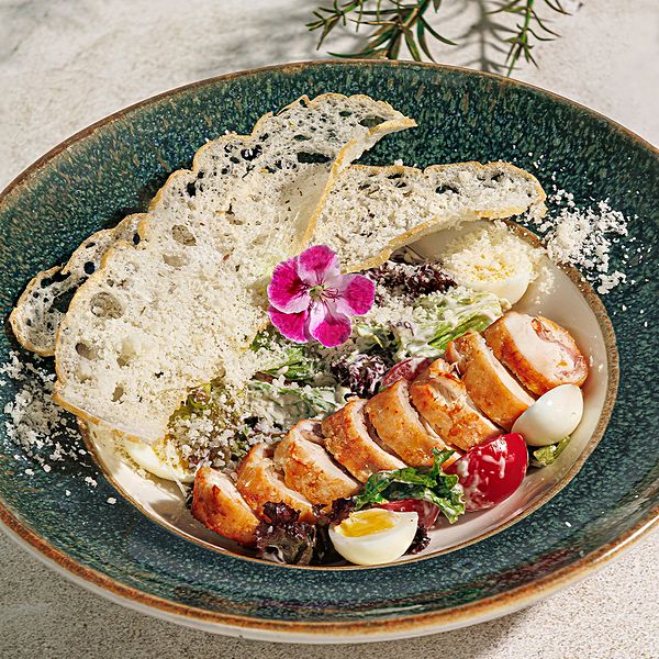 Салат «Цезарь» с курицей