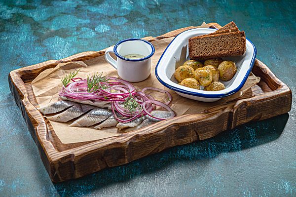 Сельдь с картофелем