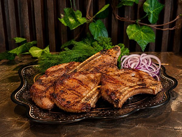 Балык свиной на кости