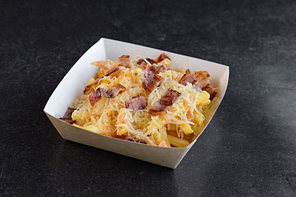 Картофель фри с пармезаном и беконом