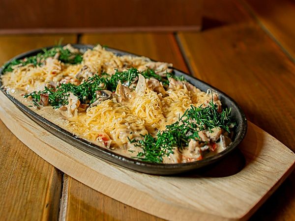 Сковорода Куриное филе в соусе Дор-блю