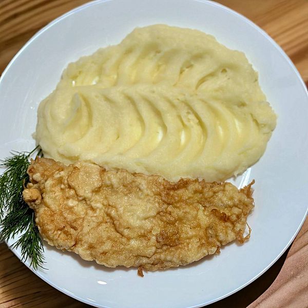 Отбивная куриная с пюре