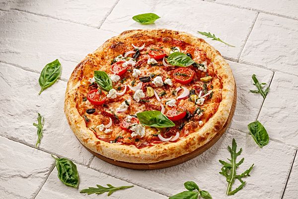 Пицца средиземноморская