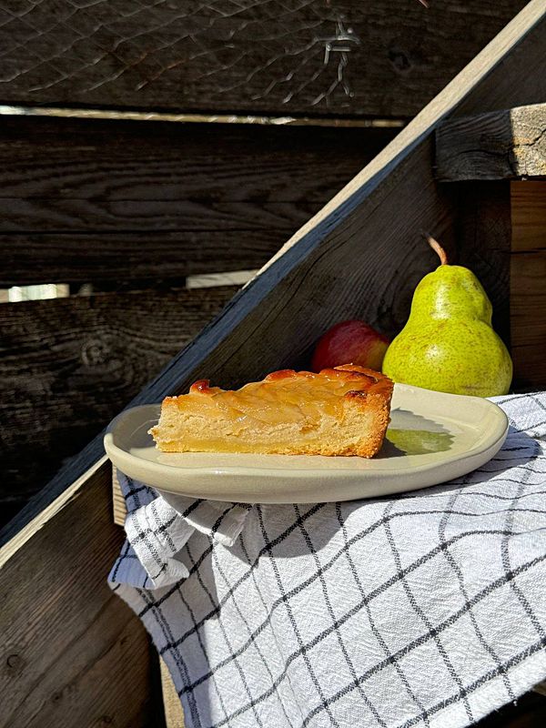 Пирог грушевый с ванилью