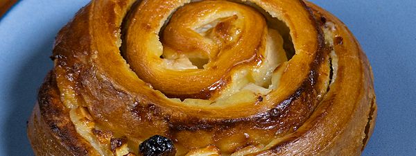 Улитка с заварным кремом