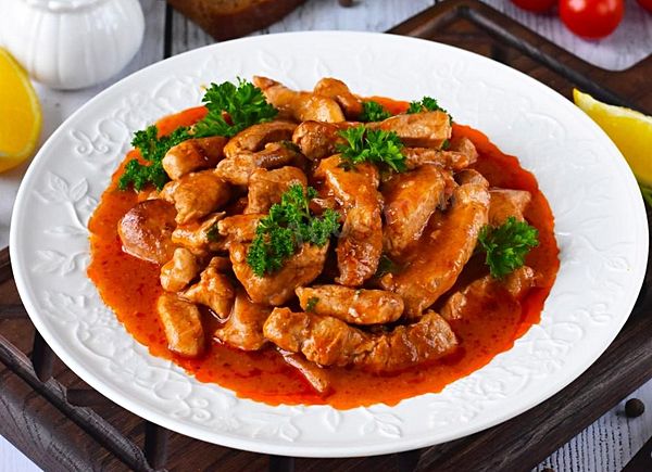 Гуляш из свинины