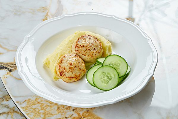Куриные котлетки с пюре