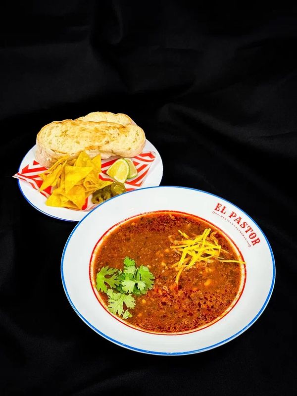 Суп чили кон карне