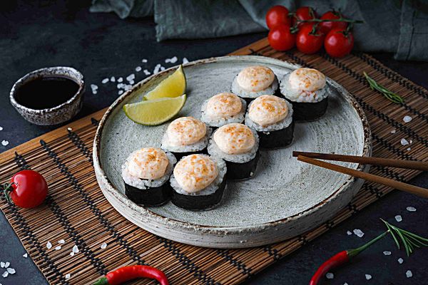 Ролл Ниппон hot