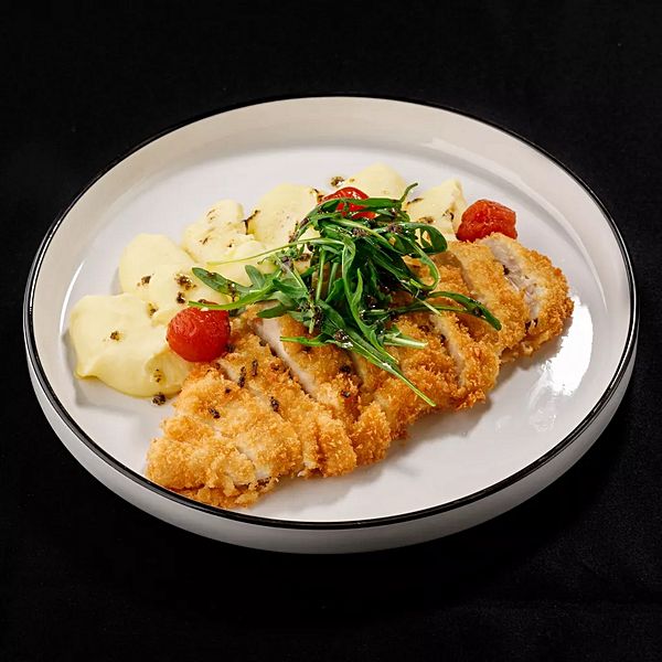 Шницель из курицы с картофельным пюре