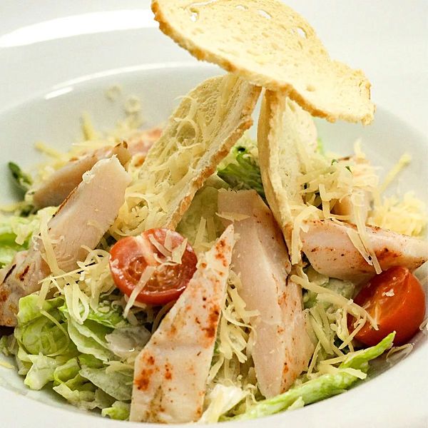 Цезарь с курицей