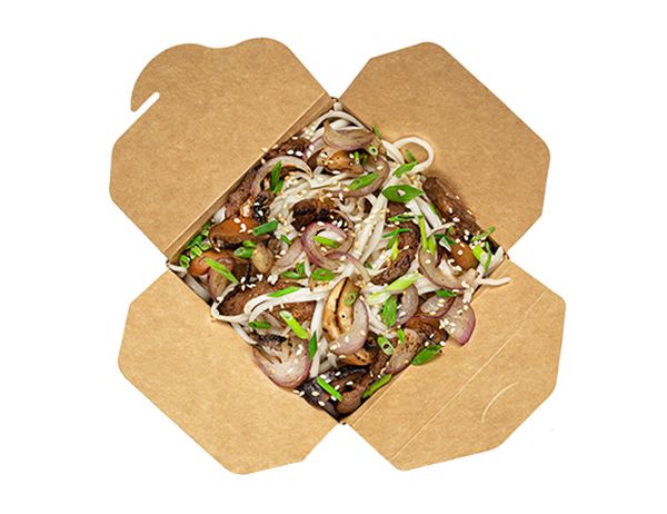 Удон с говядиной в грибном соусе WOK