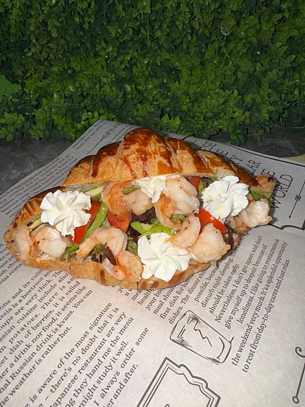 Круассан с креветкой сладкий Чили