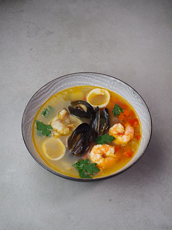 Средиземноморский рыбный суп