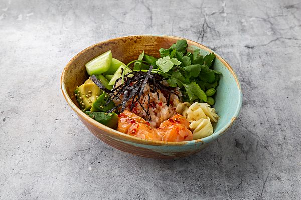 Поке с форелью