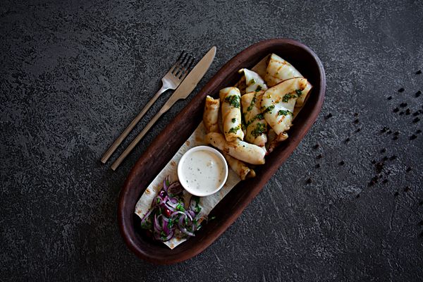 Кальмар под дрессингом