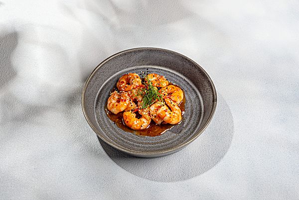 Креветки в остро-сладком соусе