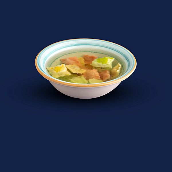 Бульон с равиоли из телятины