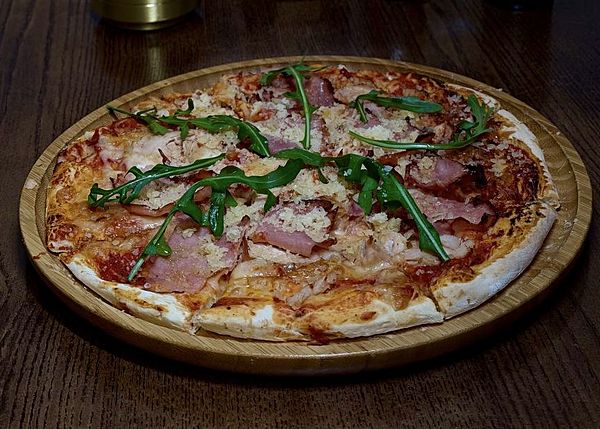 Пицца Курица/ветчина