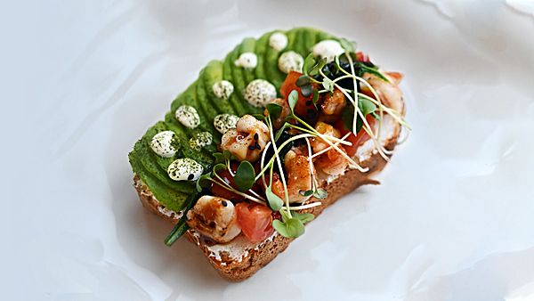 Тост с Креветкой и Авокадо