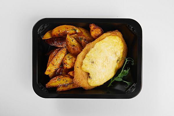 Филе куриное запеченное с грибами с картофелем Смак