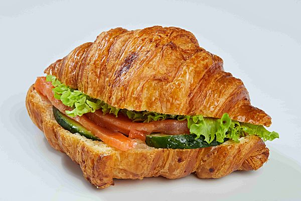 Сэндвич с семгой и сливочным сыром