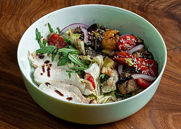 Гриль-салат с курицей