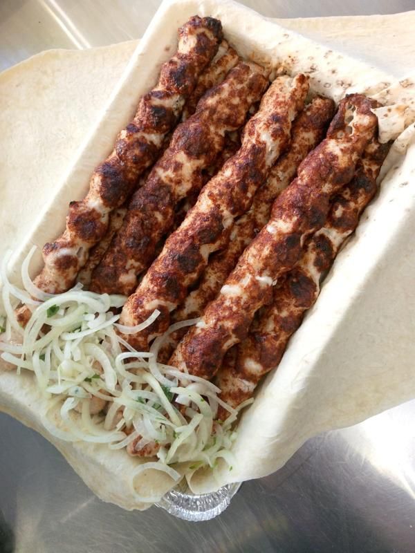 Люля-кебаб в лаваше