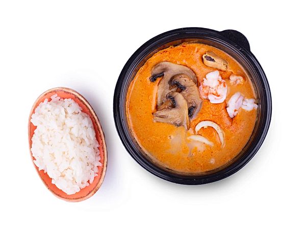 Суп Том Ям с морепродуктами и рисом