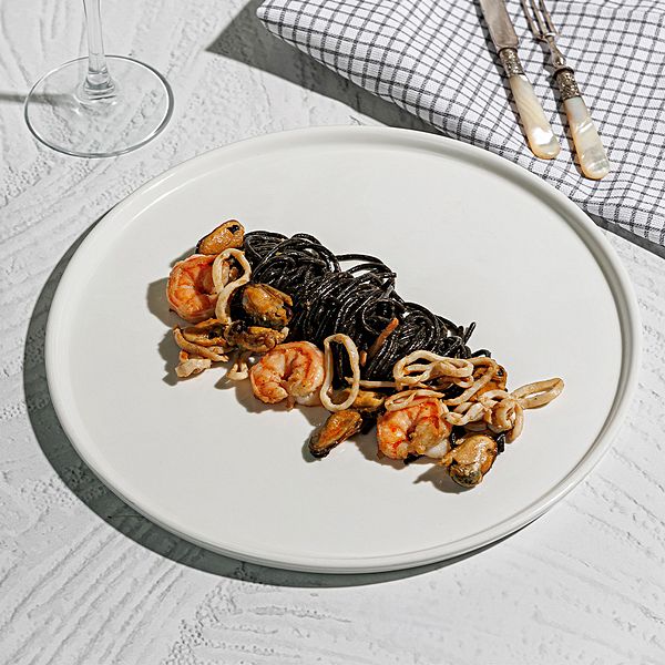 Черная паста с морепродуктами