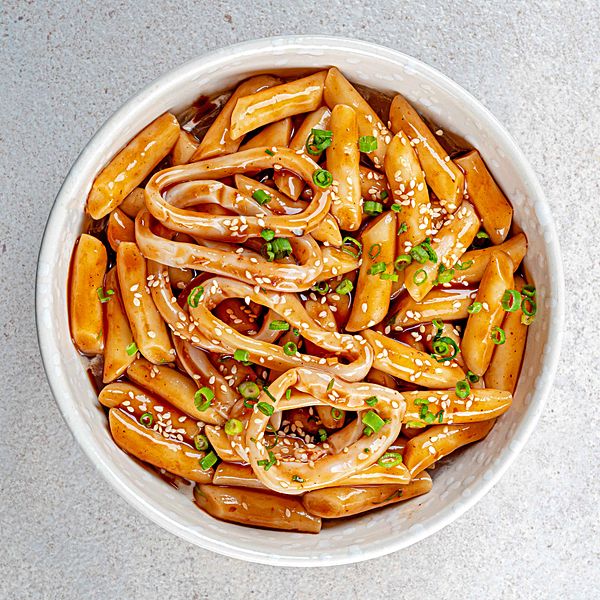 Токпокки с кальмарами