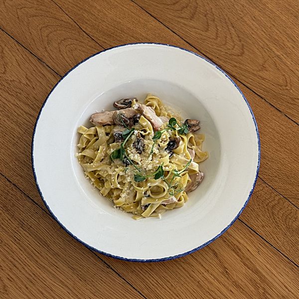 Тальятелли с курицей и грибами