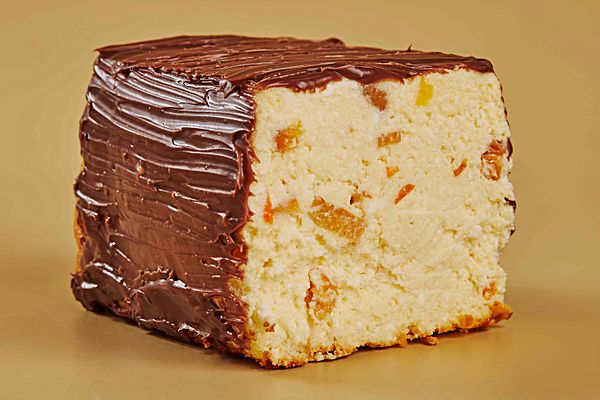 Творожная запеканка с шоколадом в глазури