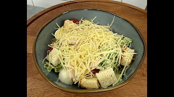 Цезарь с курицей