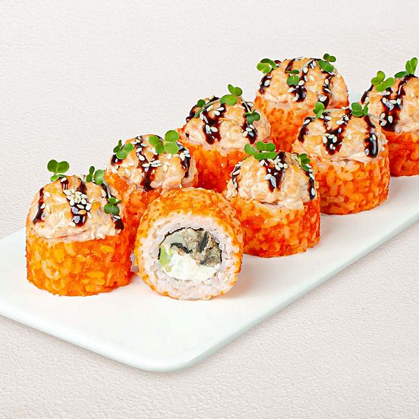 Шеф-ролл с угрём и лососем