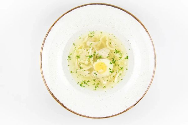 Суп куриный с домашней лапшой