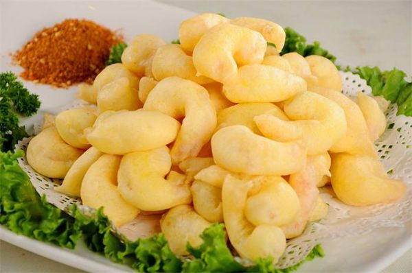 Жареные креветки в кляре