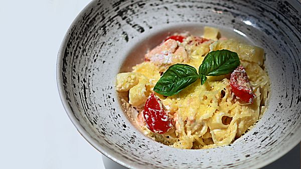 Паста с лососем в сливочном соусе