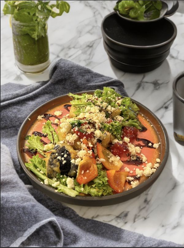 Салат с баклажанами и сыром