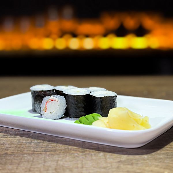 Маки с крабом