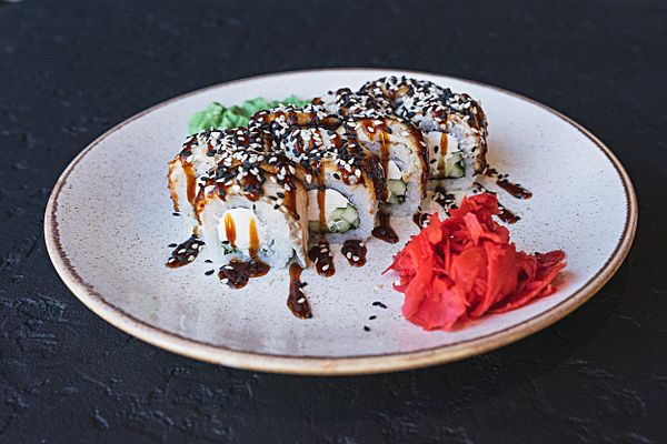 Ролл Черный дракон