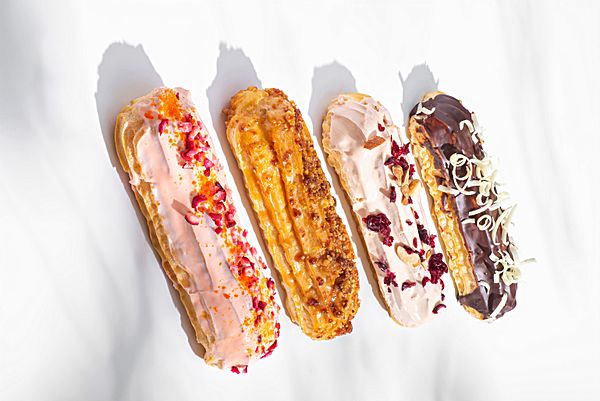 Эклер ванильный