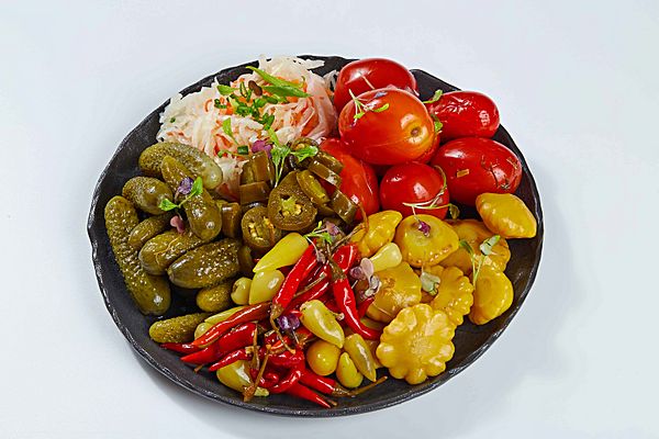 Огурцы бочковые