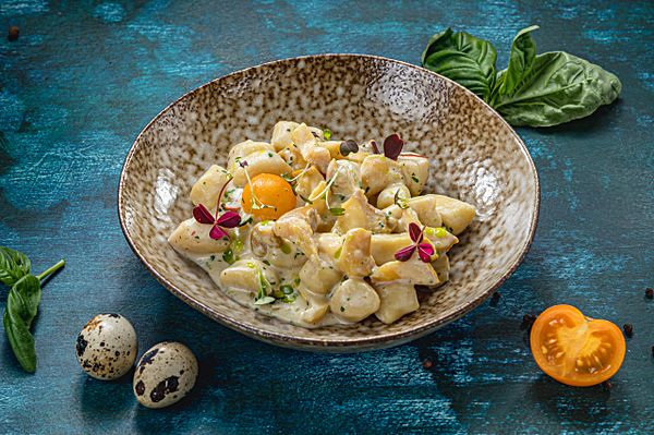 Рапаны черноморские с ньокками в сливочном соусе