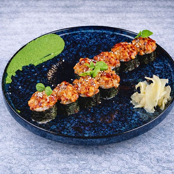 Ролл запечённый с креветкой и угрем