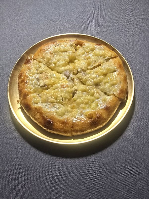 Хачапури с мясом и сыром
