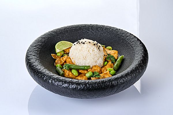 Курица в соусе карри