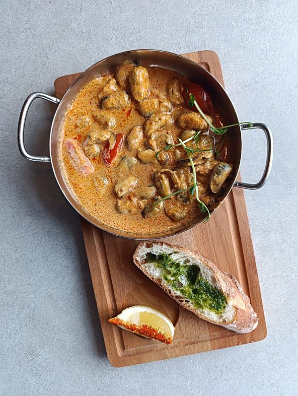 Мидии в соусе