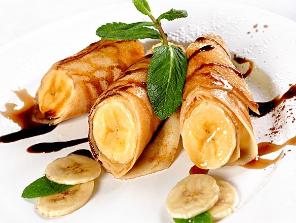 Блинчики с бананом и сыром филадельфия