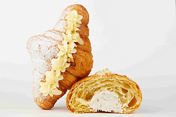 Круассан орехово-сливочный